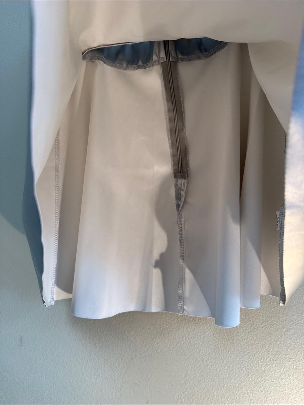 Silver Metallic Skater CIRCLE ⭕️ Skirt WHAT A FUN ONE! Shimmer Shimmery - Picture 3 of 7